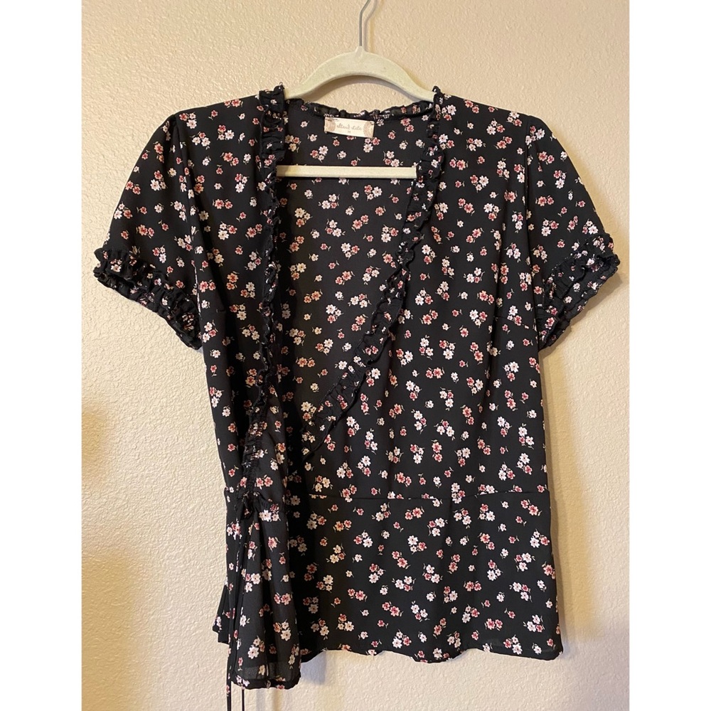 NWOT Altar’d State Wrap Top